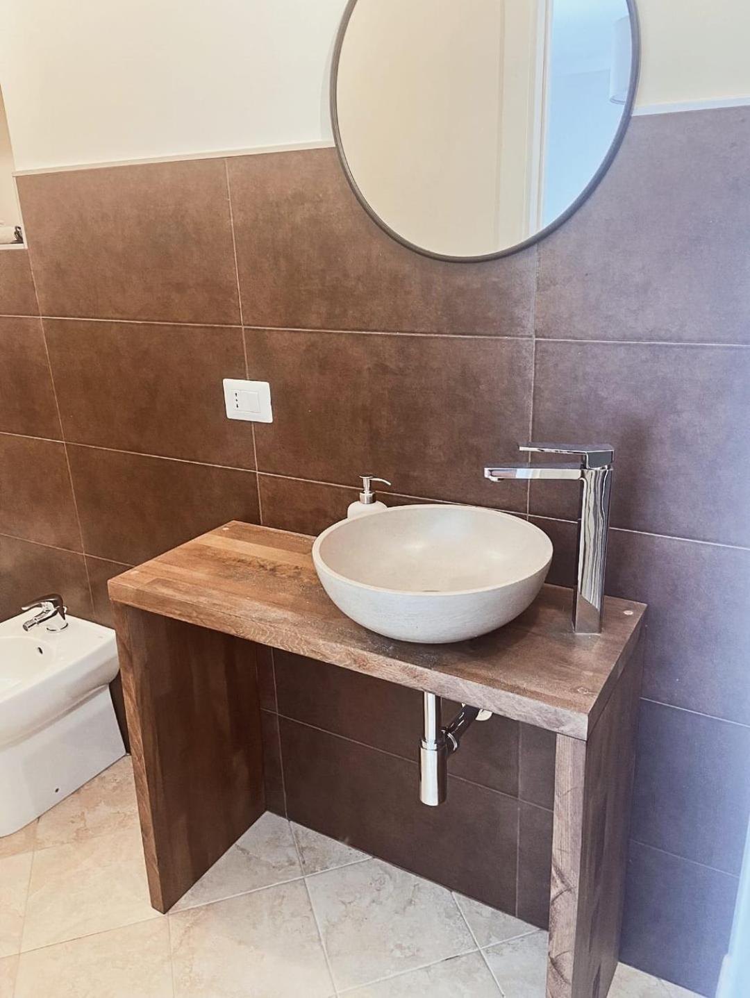 Bolsena Cento20 - Rooms & Relax エクステリア 写真